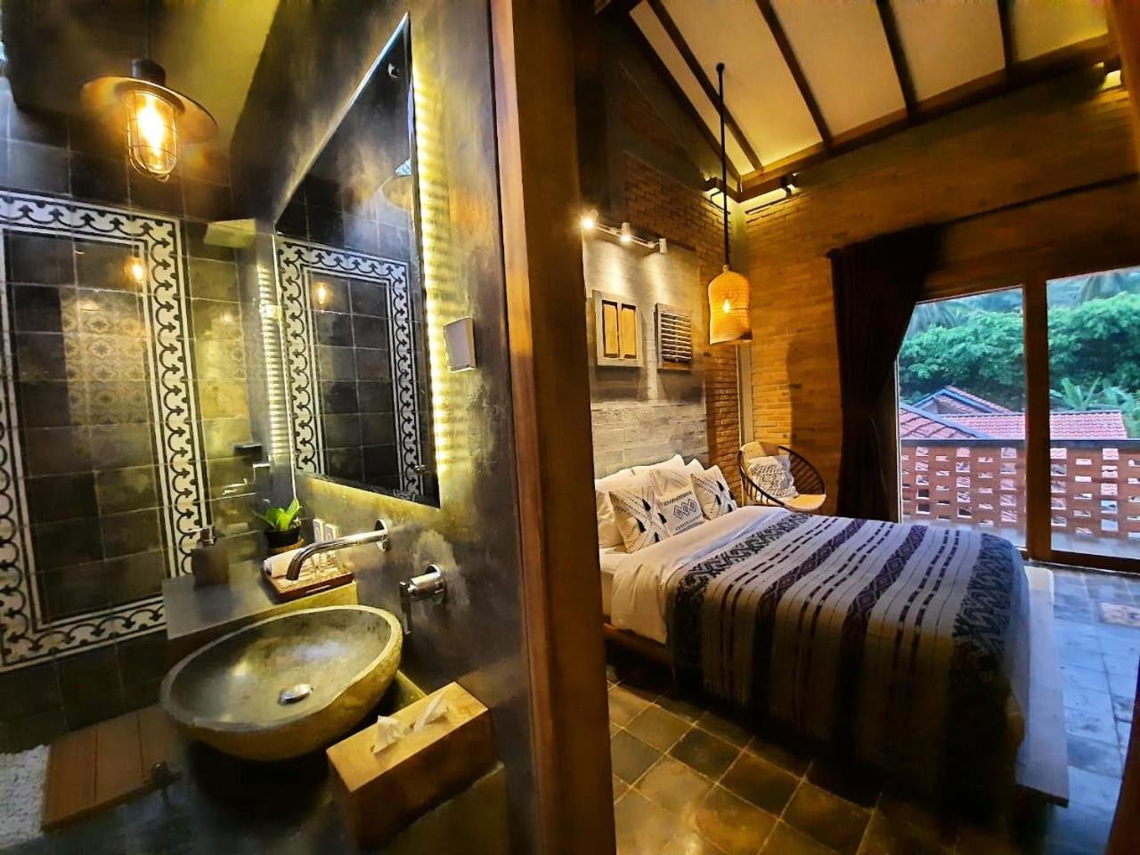 Oma Watu Inn Pringkuku Номер фото